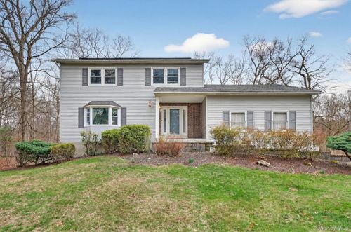 24 Pellbridge Dr, East Fishkill, NY, 12533-6229 | Card Image