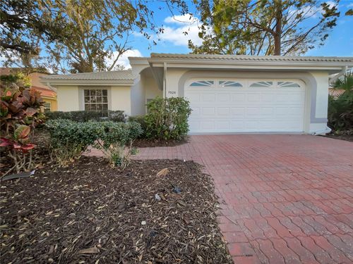 7526 Fairlinks Ct, SARASOTA, FL, 34243-3829 | Card Image