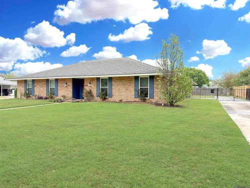 1141 Aurora Pl, Baton Rouge, LA, 70806-7841 | Card Image