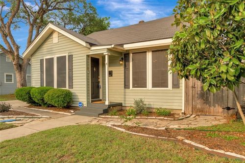 1702 N Vine St, Victoria, TX, 77901-5059 | Card Image