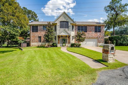 2234 Ivanhoe Cir, Grand Prairie, TX, 75050-2225 | Card Image