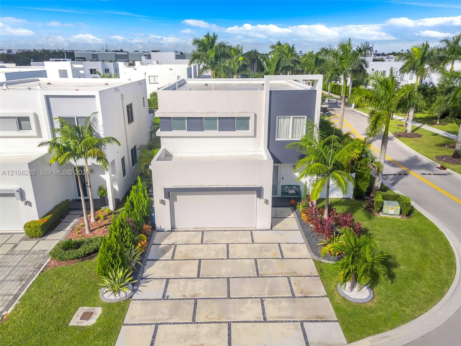 Residential in Doral