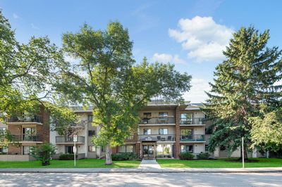 309 - 2611 1 Ave Nw, Condo with 2 bedrooms, 1 bathrooms and 1 parking in Calgary AB | Image 3