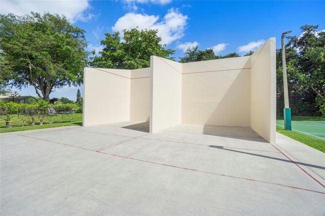4306 Carambola Cir N, Townhouse with 2 bedrooms, 3 bathrooms and null parking in Coconut Creek FL | Image 49