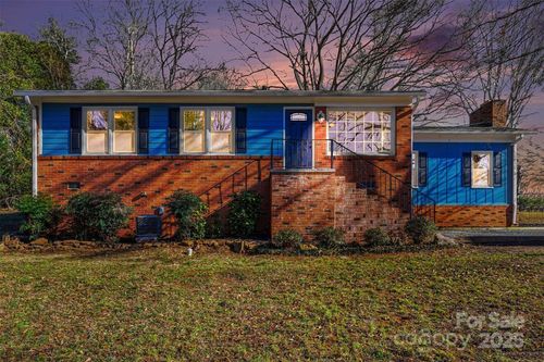 1320 Kings Cir, Shelby, NC, 28150-6031 | Card Image