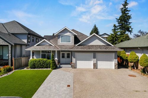 18629 56b Ave, Surrey, BC, V3S7N2 | Card Image