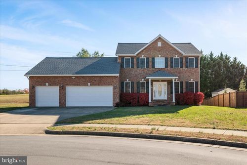 106 Plum Ct, Stephens City, VA, 22655-2922 | Card Image