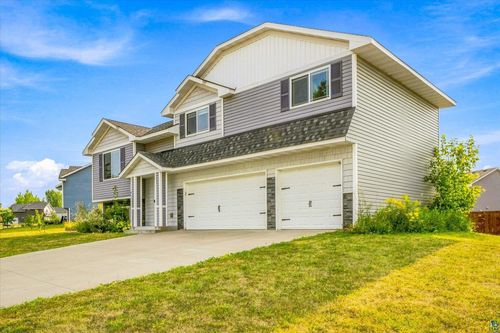 805 Highview Loop Se, Pine City, MN, 55063-6077 | Card Image
