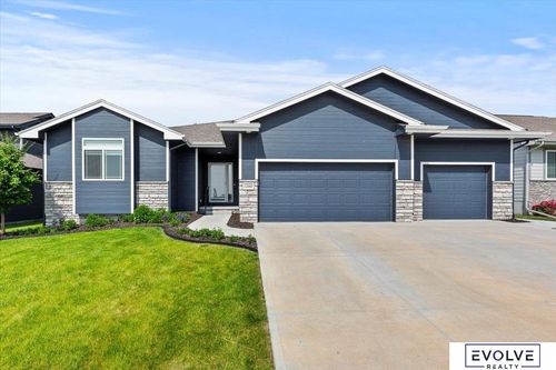 12040 S 44th St, Bellevue, NE, 68123-1191 | Card Image