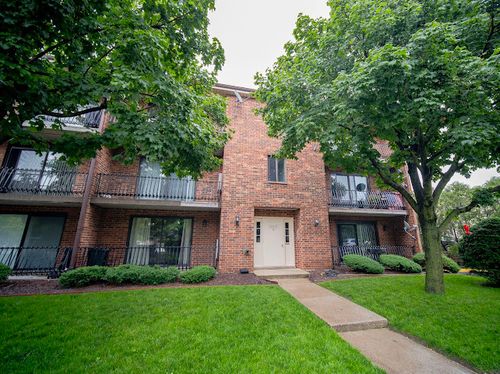 204b-10501 S Highland Avenue, Worth, IL, 60482 | Card Image