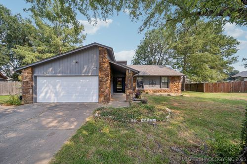 11329 Douglas Ave, Jenks, OK, 74037-2431 | Card Image