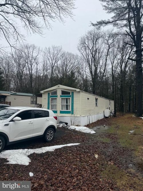 42 Hess Ln, WHITE HAVEN, PA, 18661-3153 | Card Image