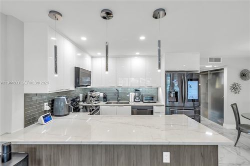 1009-1009 Berkshire A, Deerfield Beach, FL, 33442-3319 | Card Image