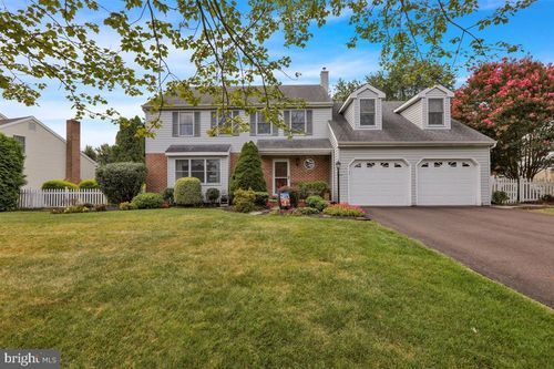 5012 Stony Run Dr, READING, PA, 19606-3815 | Card Image