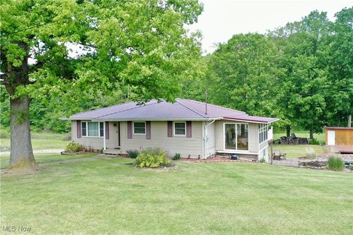 572 Township Road 309, Hopedale, OH, 43976-9604 | Card Image