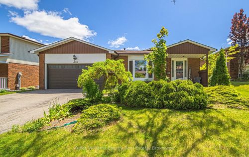 60 Habitant Cres, Whitby, ON, L1P1E2 | Card Image