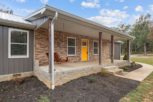 2250 Butcher Ridge Rd, Cumberland Furnace, TN, 37051-4904 | Card Image