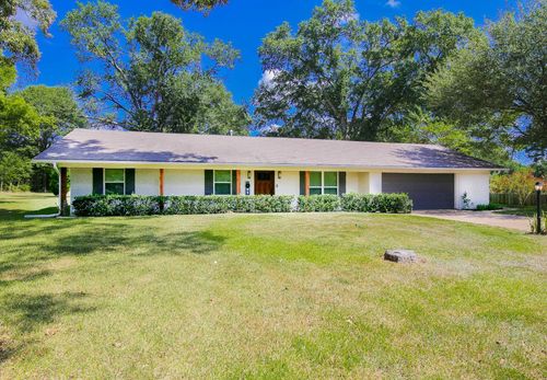 3627 Smelley Rd, Longview, TX, 75605-6101 | Card Image