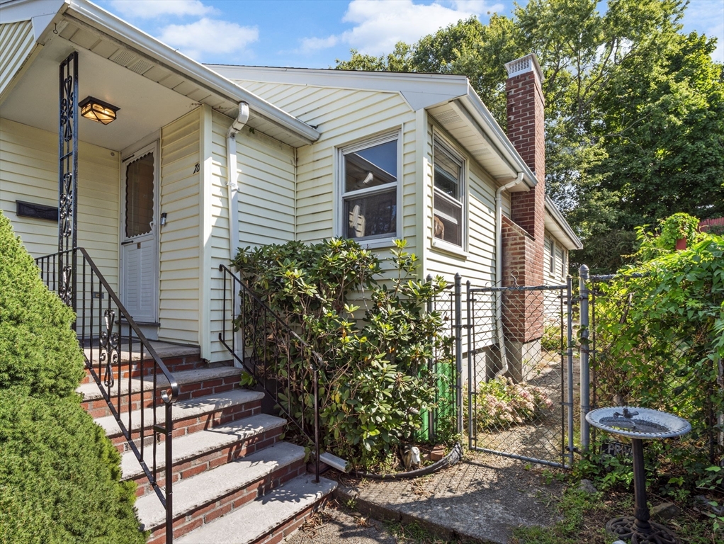 Keystone St, West Roxbury, MA 02132