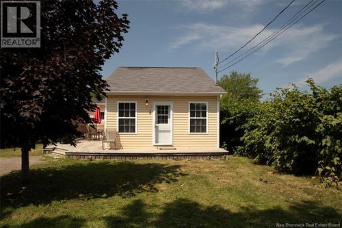 7 Jarvis St, Pointe-Du-Chêne, NB, E4P4M6 | Card Image