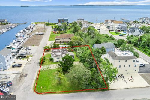 108 Baltic Ave, Waretown, NJ, 08758-2415 | Card Image