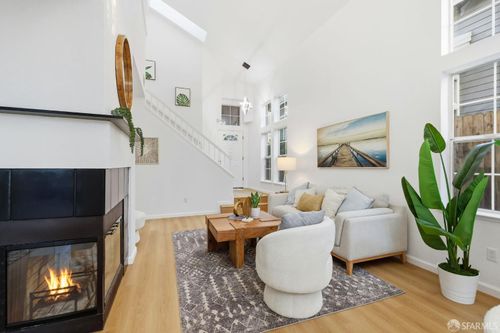 287 Scotts Vly, Hercules, CA, 94547-3950 | Card Image