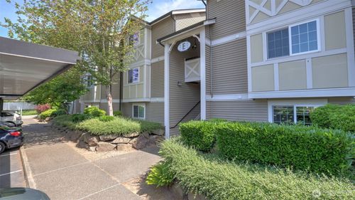 apt-e303-10619 Se 261st Pl, Kent, WA, 98030-6738 | Card Image