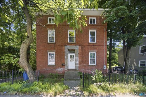 135 Capen St, Hartford, CT, 06120-2007 | Card Image