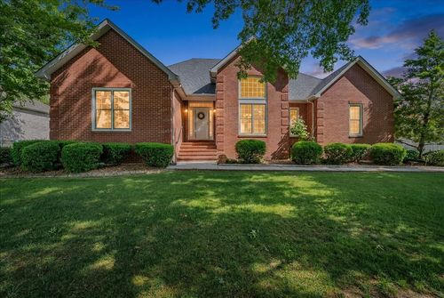 143 Hunters Ridge Dr, Tullahoma, TN, 37388-5391 | Card Image