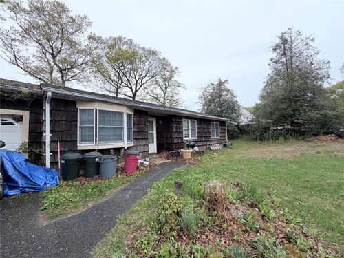 98 Broadway, Brookhaven, NY, 11778 | Card Image