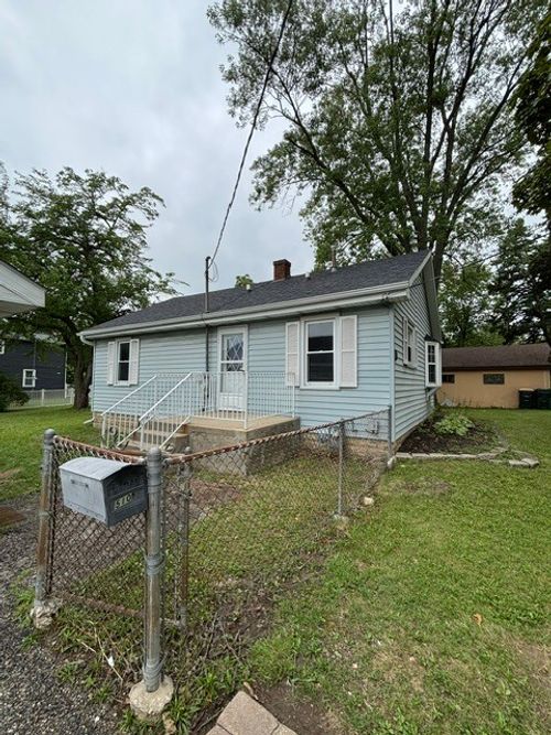 510 Naber Ave, Antioch, IL, 60002-1412 | Card Image