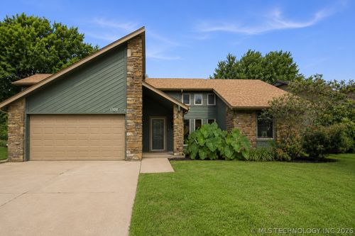 1708 N 16th St, Broken Arrow, OK, 74012-9301 | Card Image