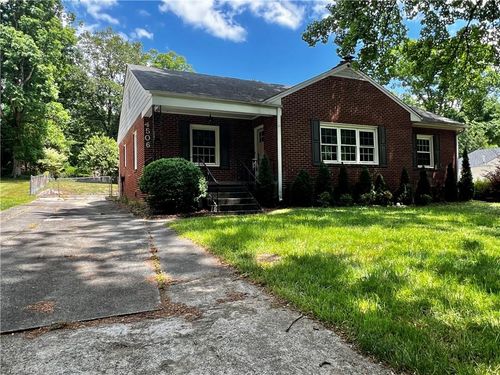 4506 Starmount Dr, Greensboro, NC, 27410-5526 | Card Image
