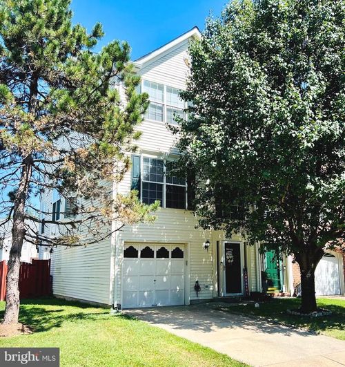 9409 Lanae Ln, MANASSAS PARK, VA, 20111-8243 | Card Image