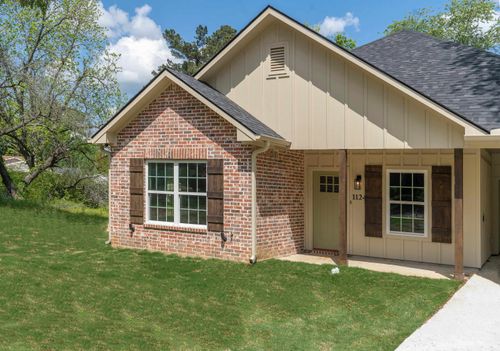 1124 Hackberry Road, Gladewater, TX, 75647 | Card Image