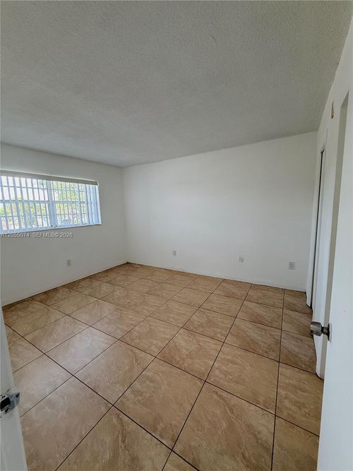203-3100 W Flagler St, Miami, FL, 33135 | Card Image
