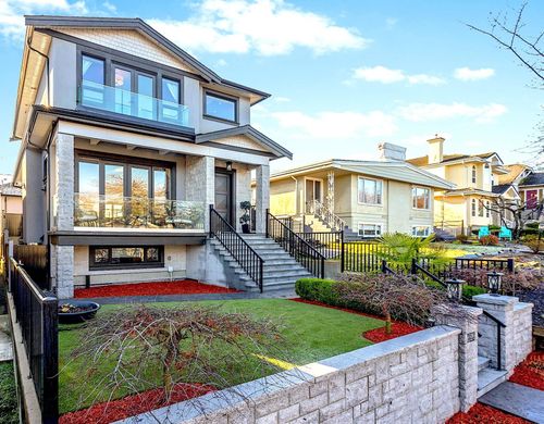 4326 Cambridge St, Burnaby, BC, V5C1H4 | Card Image