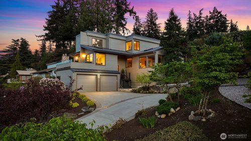 220 Bayside Rd, Bellingham, WA, 98225-7710 | Card Image