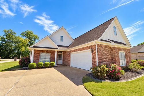 268 Silvertree Xing, Tupelo, MS, 38801-6010 | Card Image