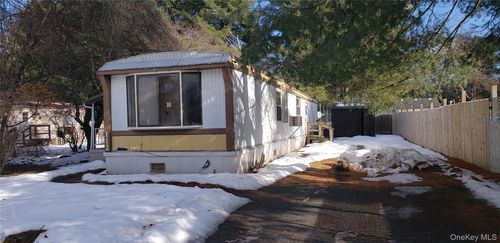 112 Cambridge Cir, Loch Sheldrake, NY, 12759 | Card Image