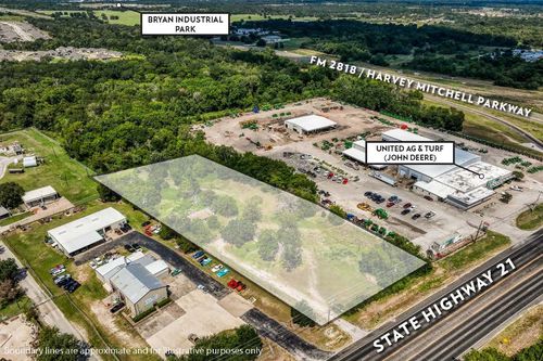 3208 W Highway 21, Bryan, TX, 77803-1121 | Card Image