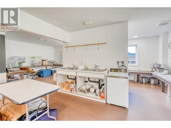 189 Resolute Rd, House other with 2 bedrooms, 3 bathrooms and null parking in Kaleden BC | Image 32