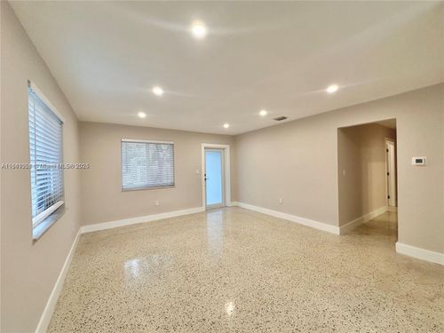 10302 Nw 35th Ct, Miami, FL, 33147-1049 | Card Image