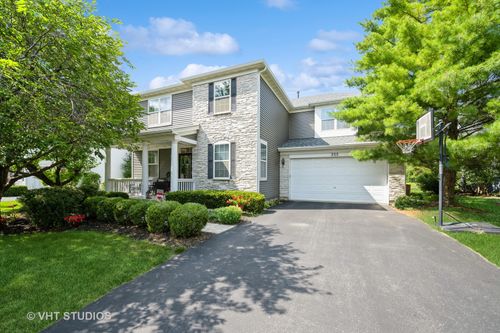 322 Parkstone Dr, Cary, IL, 60013-1170 | Card Image