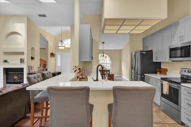 322 Harbor Trl, House other with 3 bedrooms, 2 bathrooms and null parking in Enterprise FL | Image 8