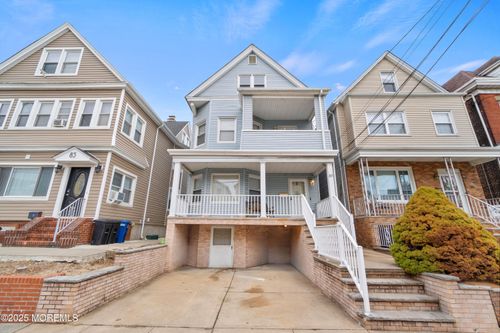 83 W 14th St, Bayonne, NJ, 07002-1317 | Card Image