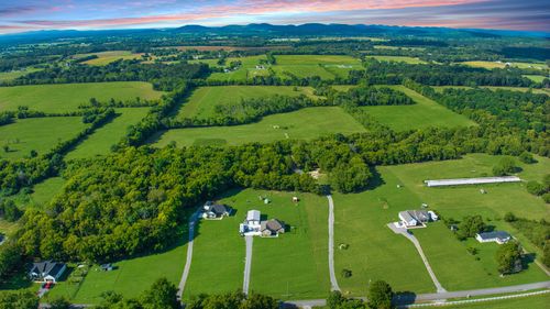 521 Airport Rd, Shelbyville, TN, 37160-7107 | Card Image
