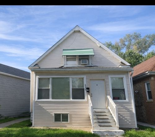 2046 N Narragansett Ave, Chicago, IL, 60639-3843 | Card Image