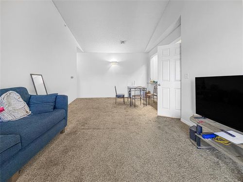 apt-6134-2200 Classen Blvd, Norman, OK, 73071-4297 | Card Image