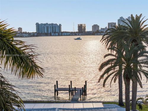 1-1101 S Shore Dr, Miami Beach, FL, 33141-2415 | Card Image